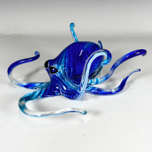 Load image into Gallery viewer, Small Blue/Turquoise Glass Octopus
