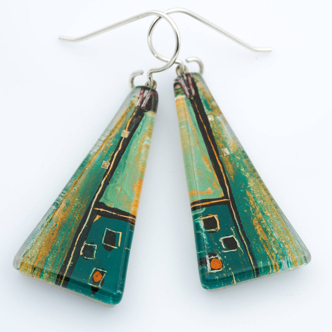 Grünhaus Triangle Earrings