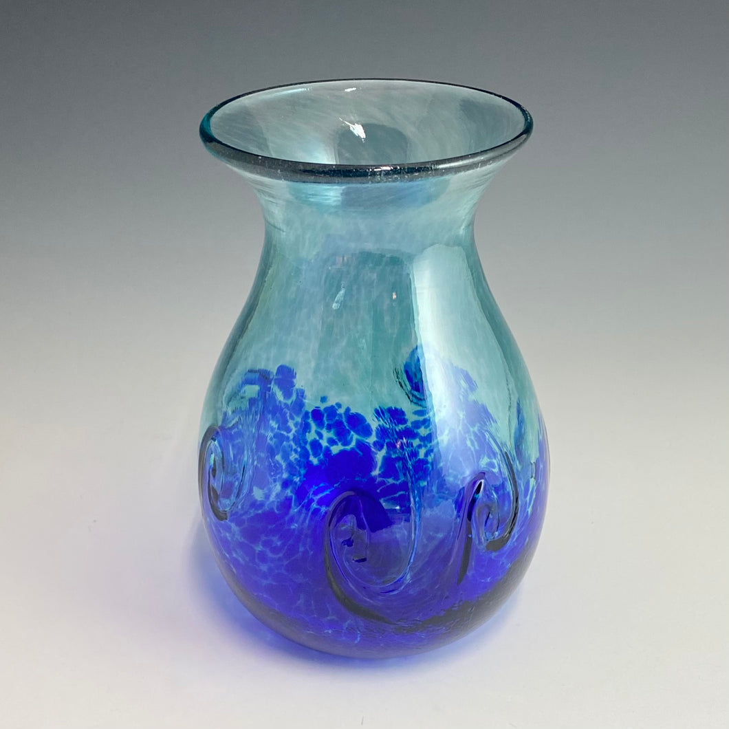 Wave Vase No. 9