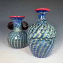 Load image into Gallery viewer, Short Turkish Blend Vase
