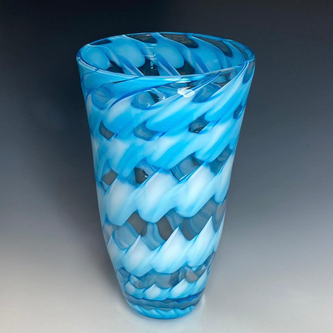 Wide Cirrus Vase