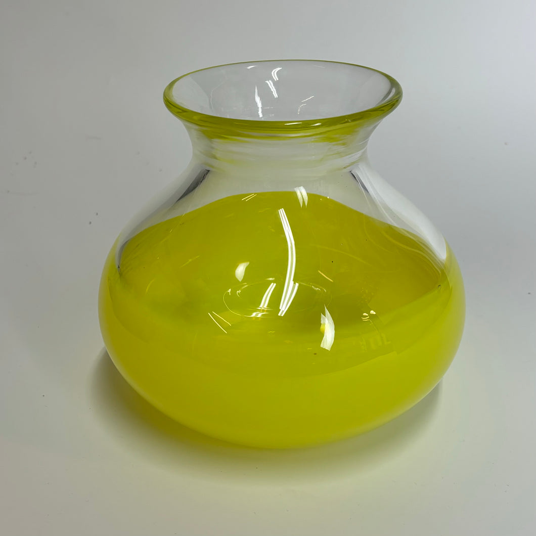 Encalmo Vase in Yellow and Clear