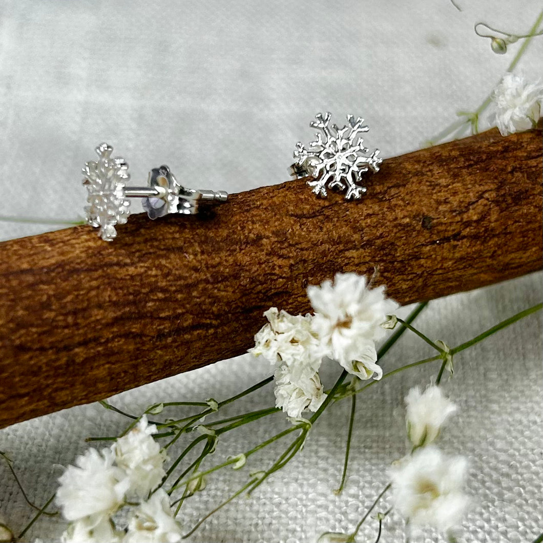 Sterling Silver Tiny Snowflake Stud Earring