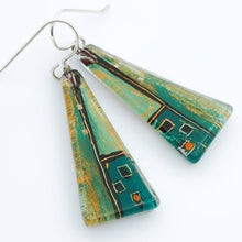 Load image into Gallery viewer, Grünhaus Triangle Earrings
