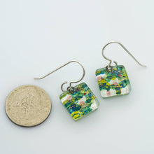 Load image into Gallery viewer, Nenuphar Square Earrings
