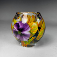 Load image into Gallery viewer, Multi Floral Cup
