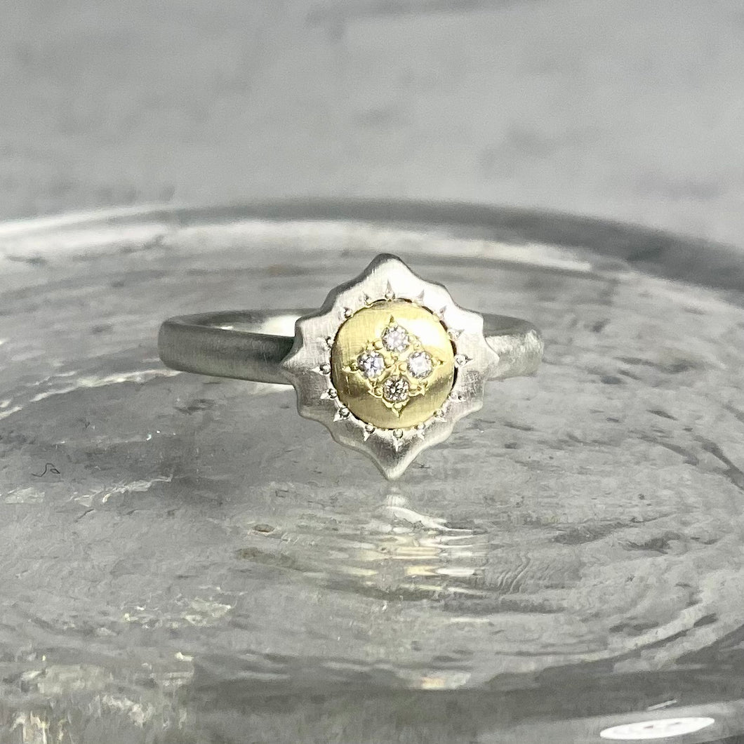 Charm East and West Ring sz 7.5