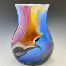 Load image into Gallery viewer, Flat Kimono Vase
