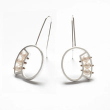 Load image into Gallery viewer, Vertical Swirls Earrings with 3 Fresh Water Pearls
